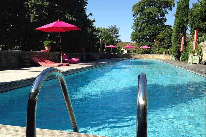 Pool Hotel