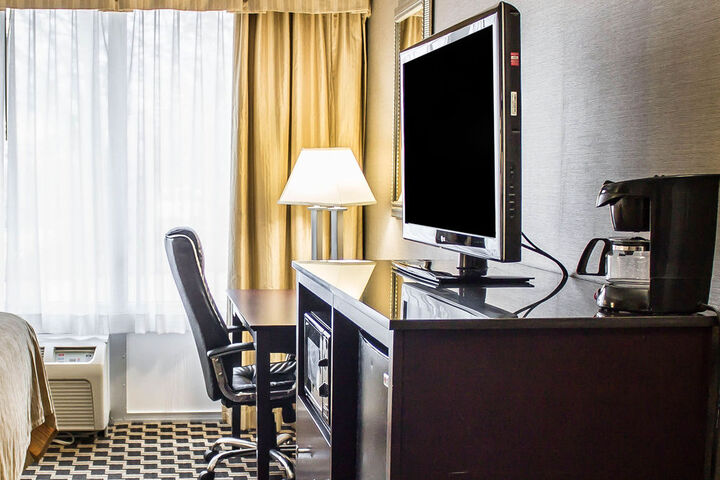 Room 20 of 23
