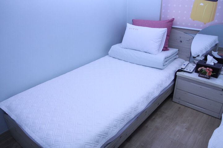 Room 16 of 70