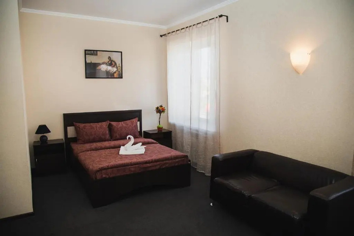 Room 2 of 14