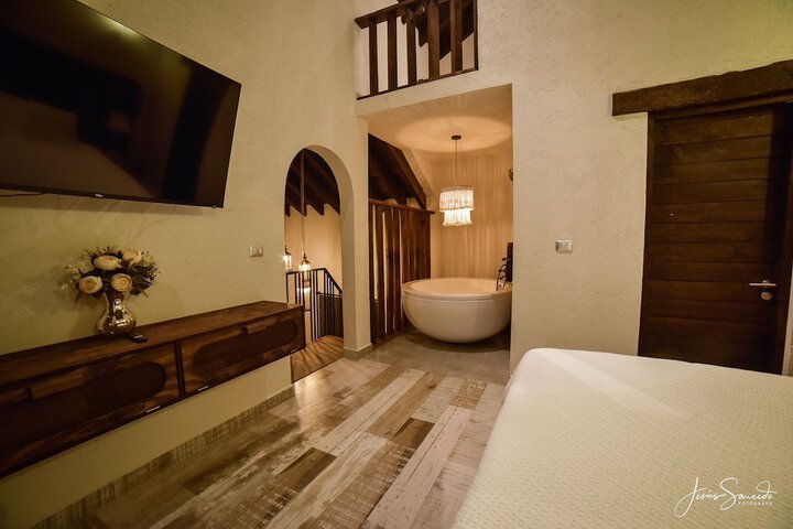 Room 50 of 131