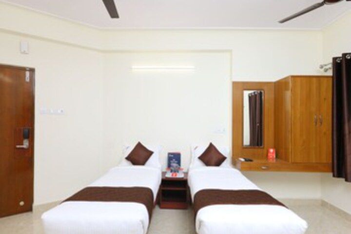 Room 16 of 24