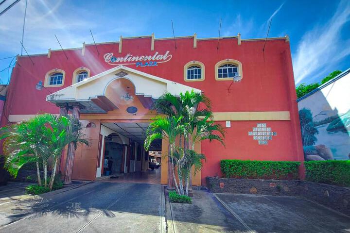 Hotel Continental Plaza