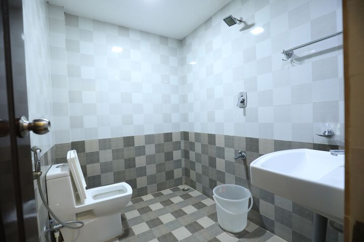Room 14 of 20