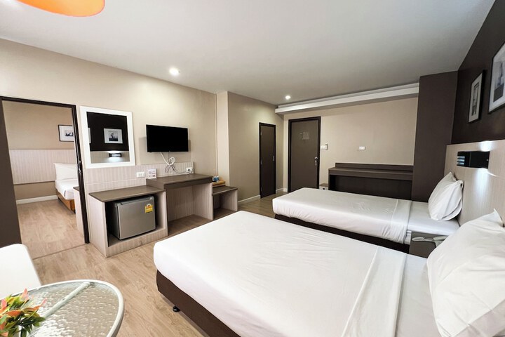 Room 16 of 41