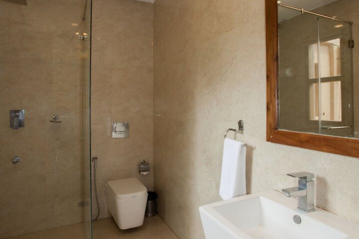 Room 25 of 57