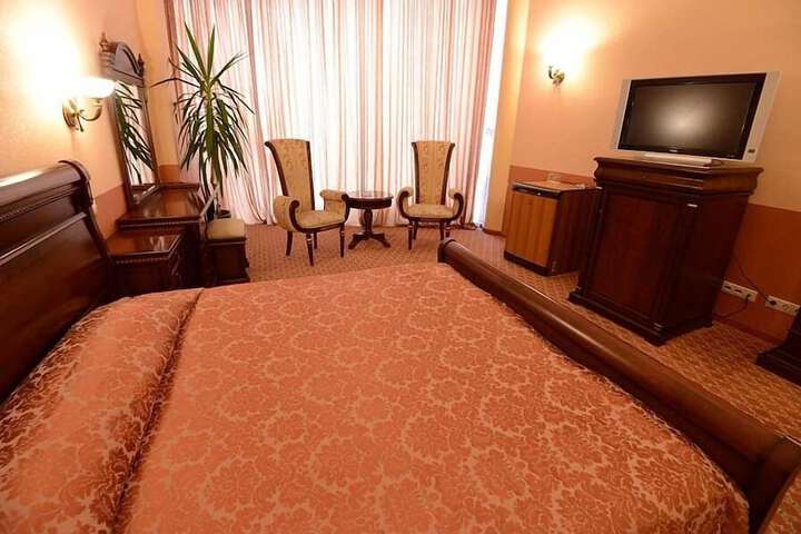 Room 21 of 92