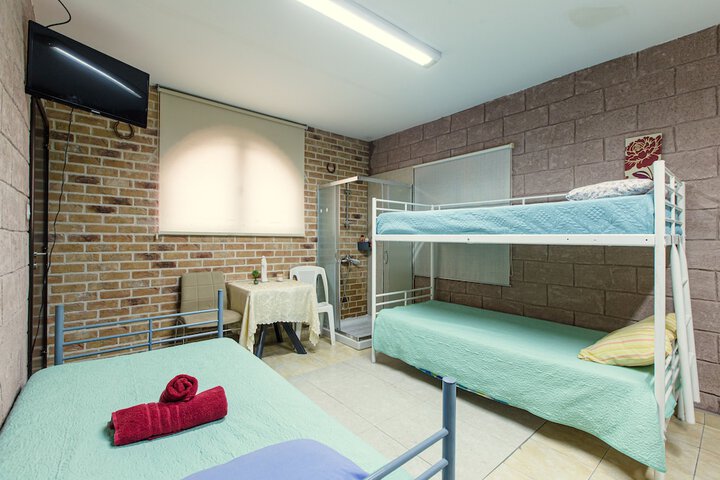 Room 17 of 63