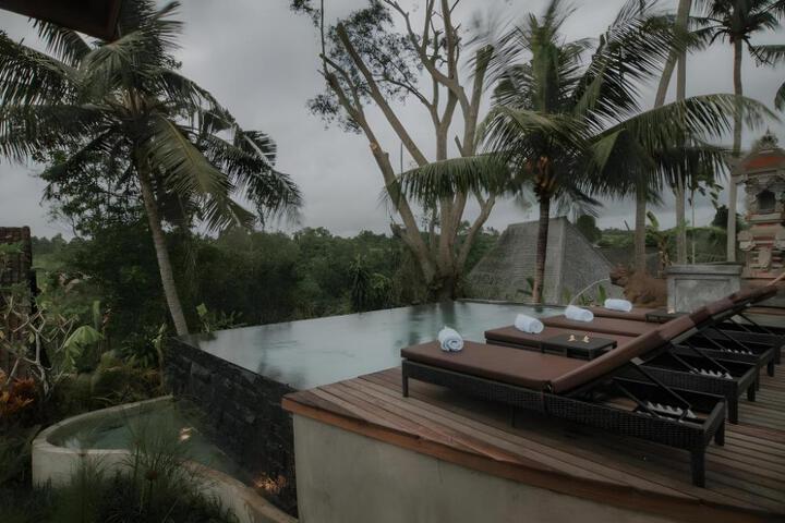 Mahadana Villas