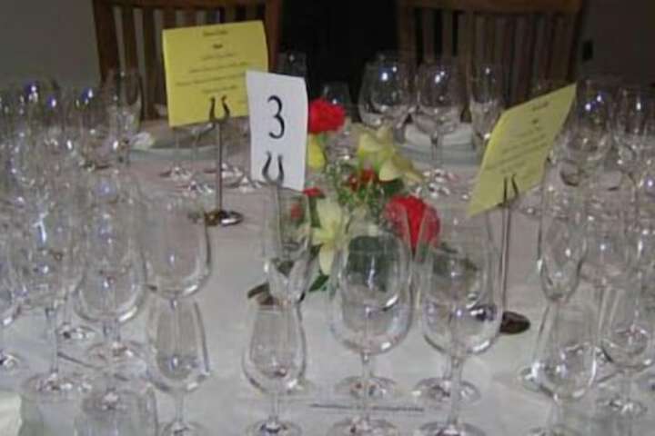 Dining 40 of 85