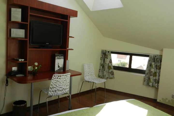 Room 44 of 84