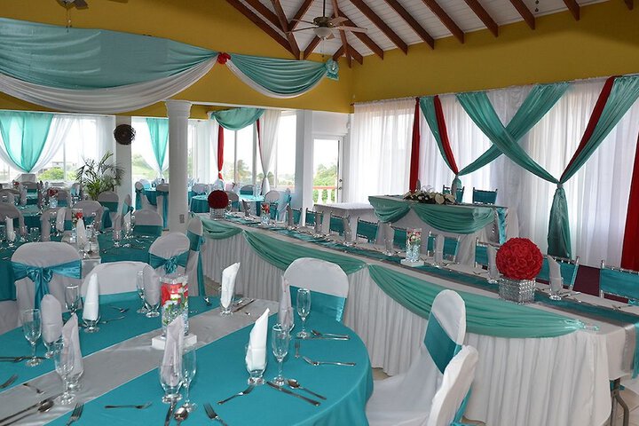 Ballroom/Hall 39 of 49
