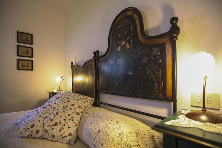 Room 17 of 60