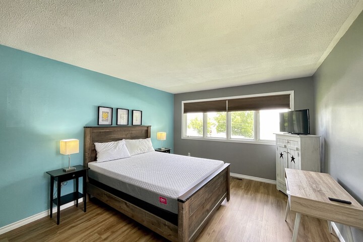 Room 9 of 139