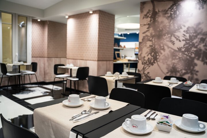 Breakfast/Coffee Service 47 of 62