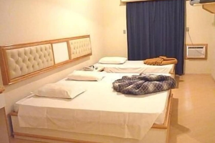 Room 11 of 60