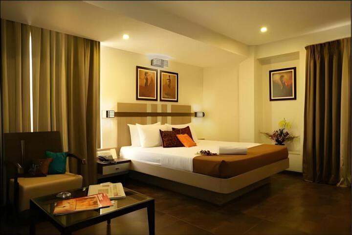 Hotel Utsav Deluxe