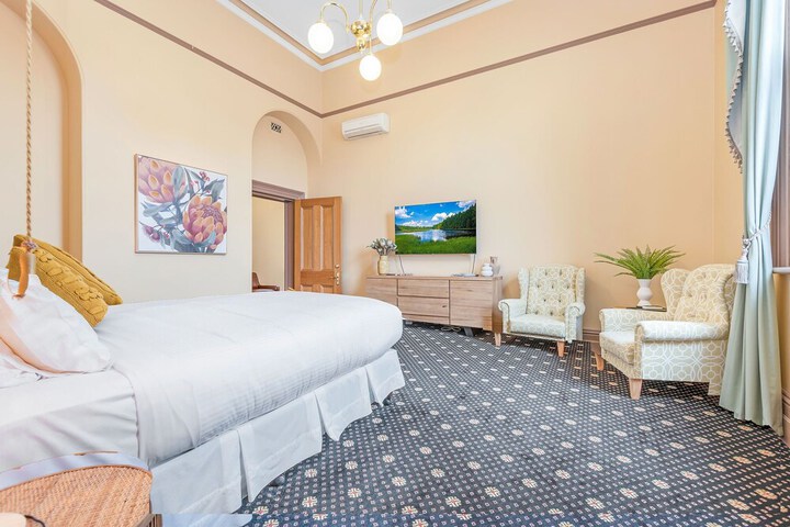 Room 6 of 41