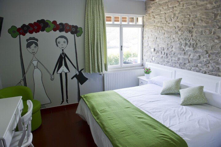 Room 5 of 21