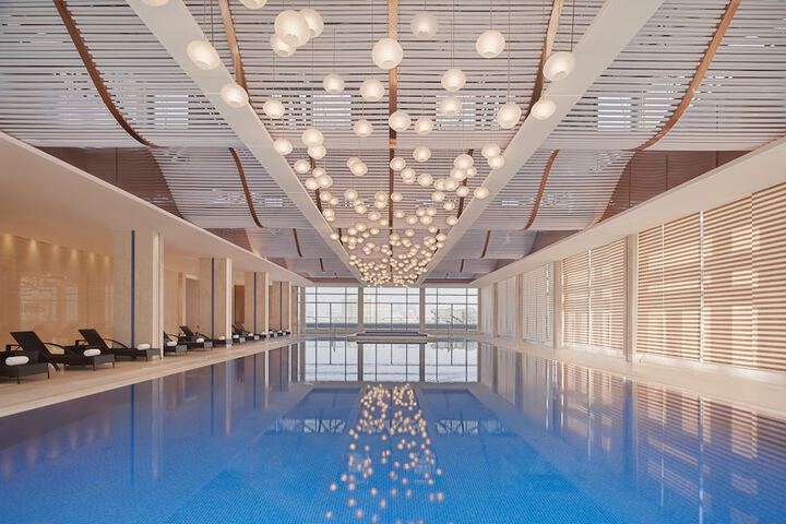 Hotel with Pool