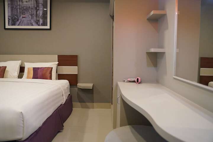 Room 29 of 80