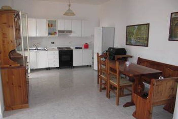 Room 14 of 21