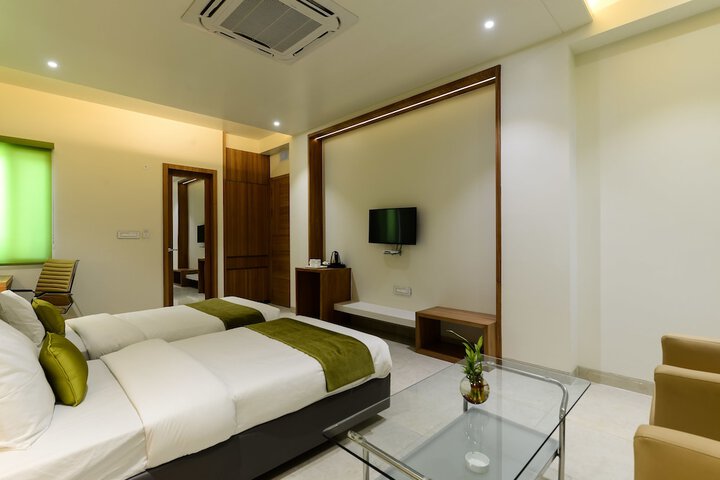 Room 20 of 85