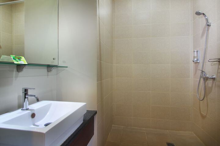 Room 15 of 21