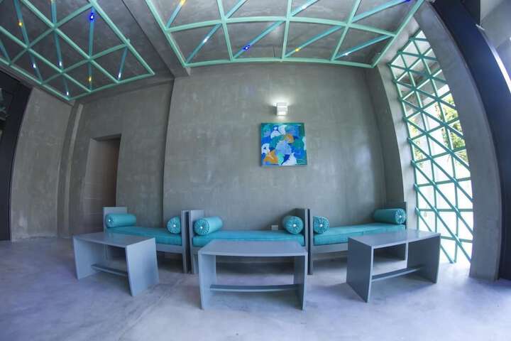 Hotel Interior 4 of 25