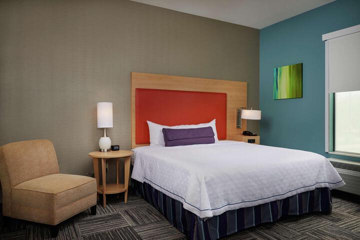 1 King Bed Studio Suite (2 of 14)