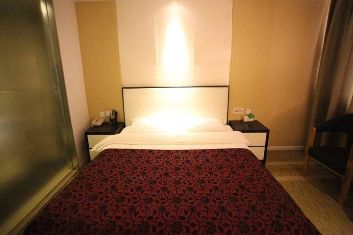 Room 5 of 29