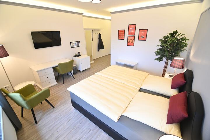 Room 25 of 149