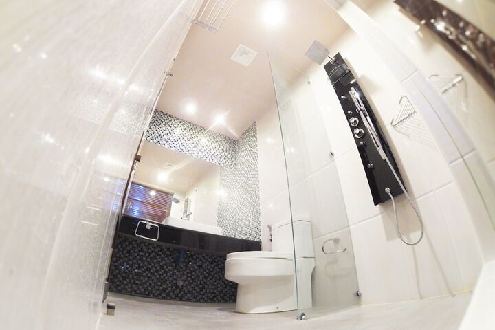 Room 10 of 40