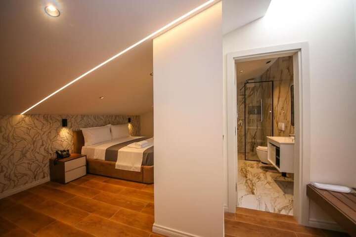 Room 40 of 108