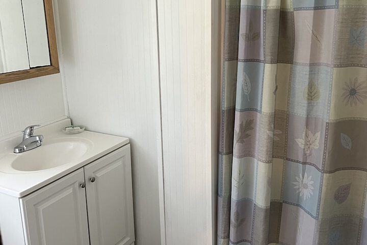 Room 80 of 122