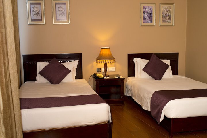 Room 4 of 59