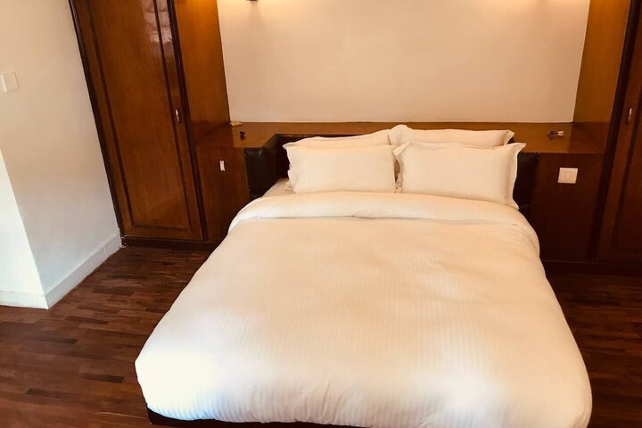 Room 30 of 130