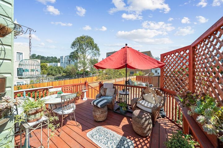 Terrace/Patio 31 of 48