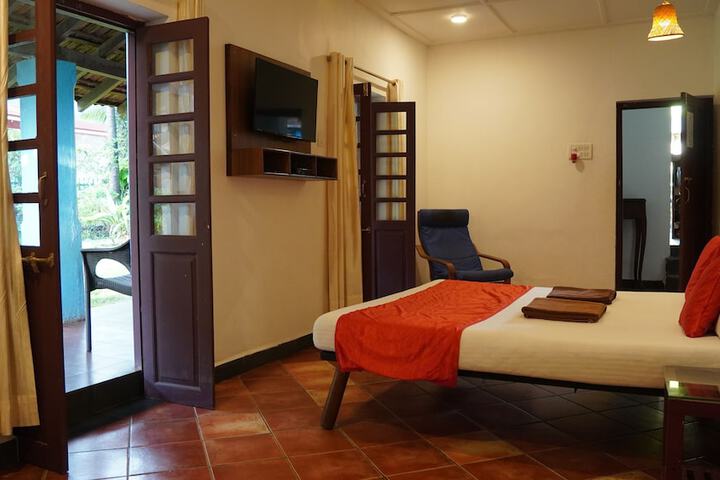 Room 27 of 68