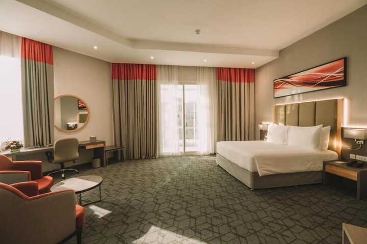 Room 26 of 46