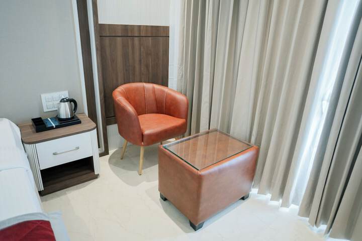 Room 18 of 34