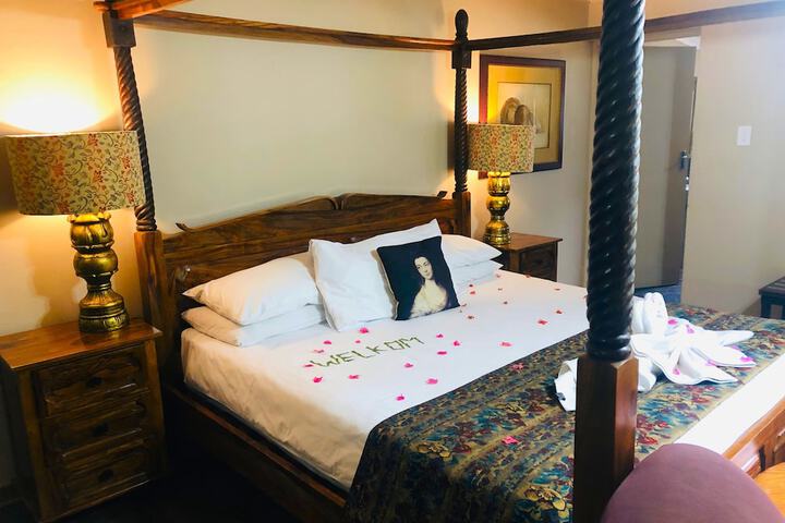 Room 45 of 275