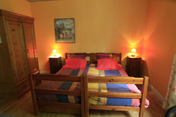 Room 4 of 21