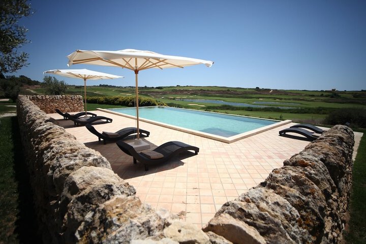 Hotel Pool
