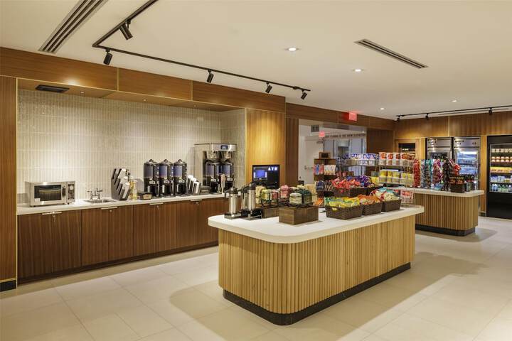 Snack bar