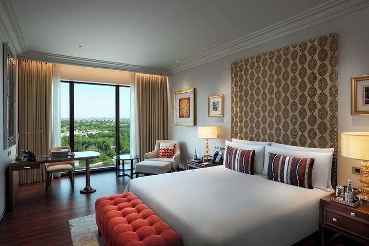 Room 14 of 48