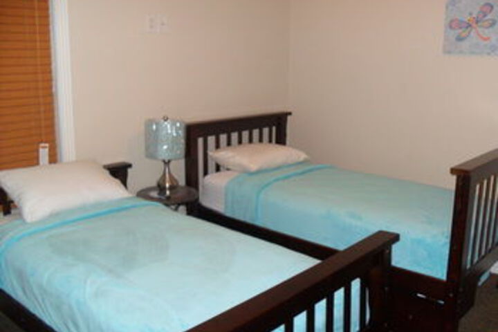 Room 6 of 14