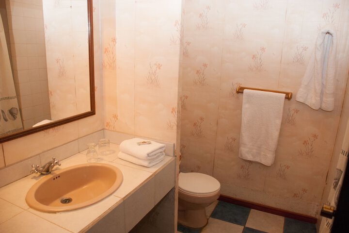 Room 27 of 60