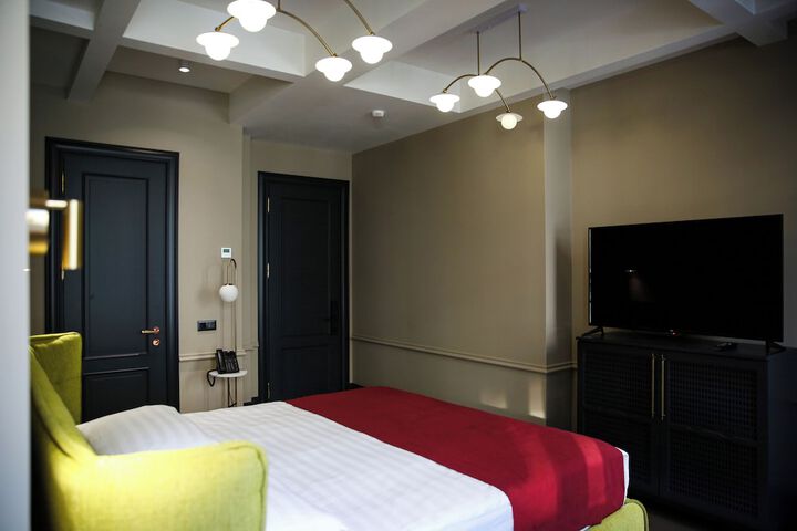 Room 29 of 43