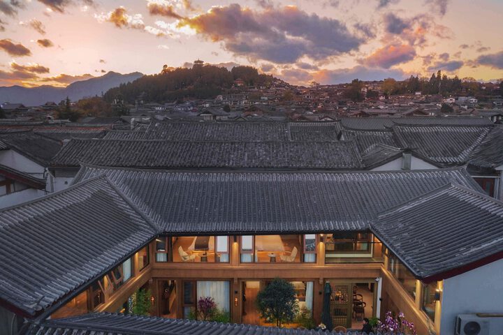 Suyintang Resort Courtyard